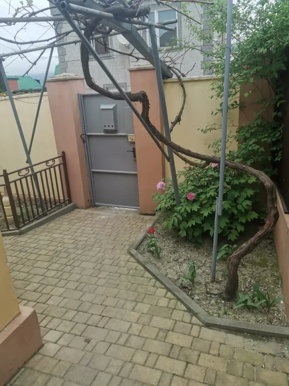 Коттедж Уютный дом в центре Геленджика под ключ — Геленджик