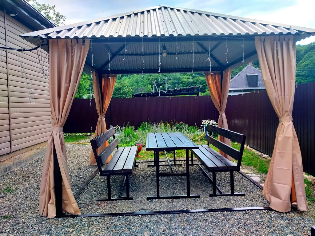 Дом у Анны с купелью Фурако