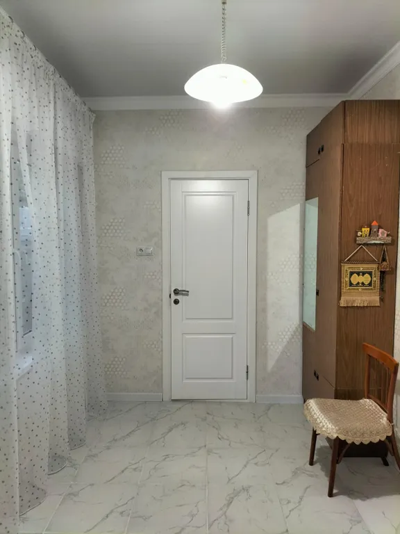 Двухкомнатный дом и 5 соток, с садом, без хозяев