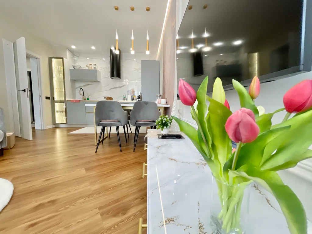 Три квартиры на одном этаже у Горного Воздуха (Розовый лед)