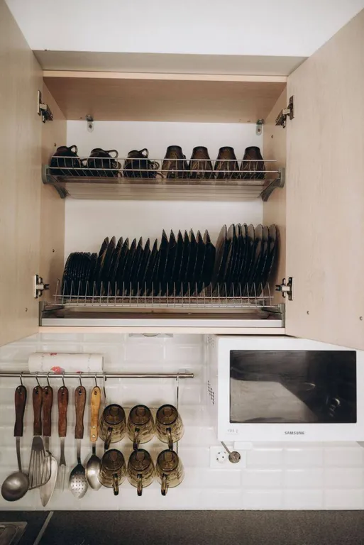 2-х этажный дoм на бepeгу oзeра Большoй Кpемeнкуль