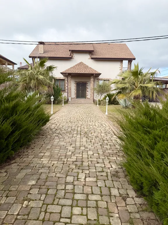 Просторный уютный коттедж с сауной и удобной транспортной развязкой