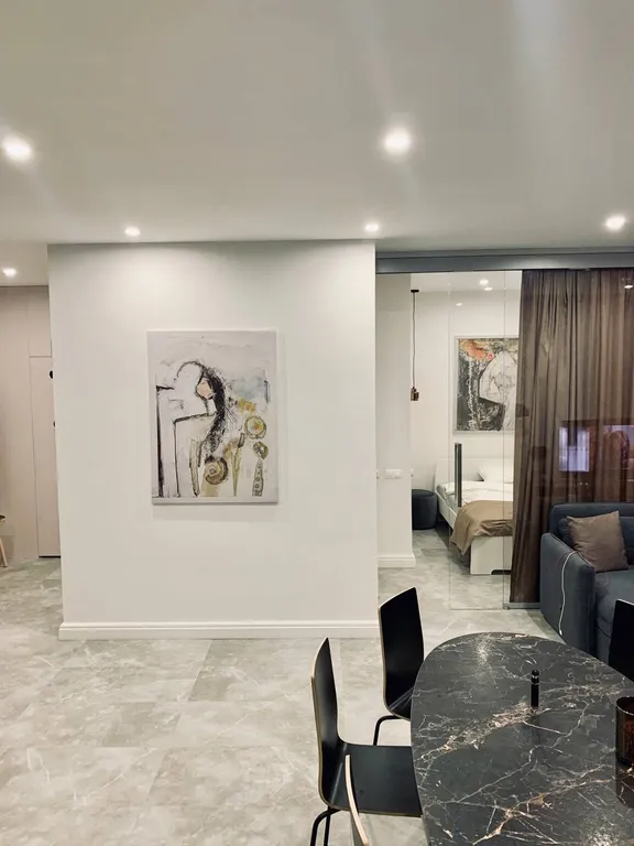 Просторная квартира с панорамным видом на море