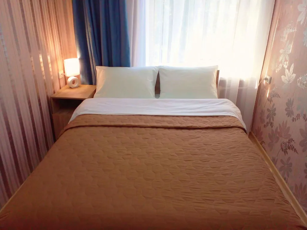 Квартира в центре города с изолированными комнатами! — аренда посуточно в Саратов