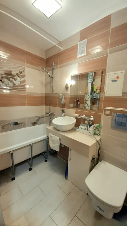 Изолированная комната в 7 минутах пешком от автовокзала