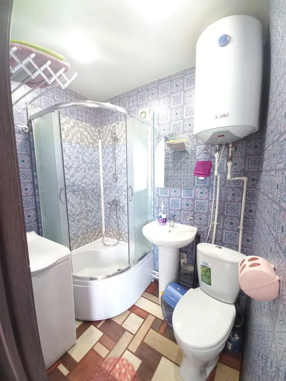 Уютные апартаменты со своей парковкой (рядом центр томографии, аэропорт)