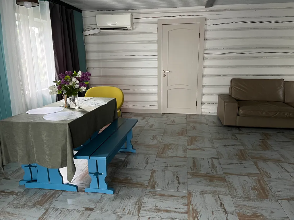 Дом с сибирским чаном, сауной и патио