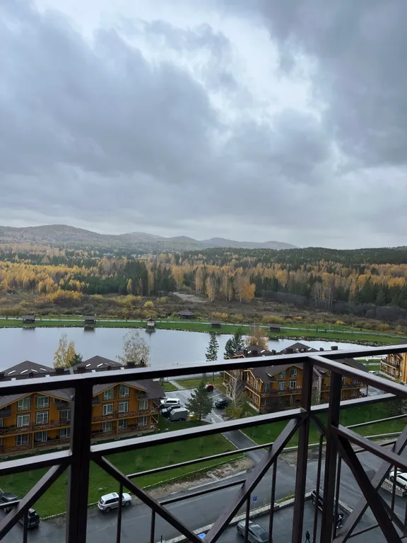 Большая студия с красивым видом