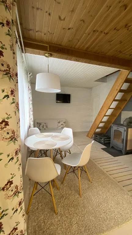 Коттедж Дом в тихой деревне у озера — аренда посуточно в Псков