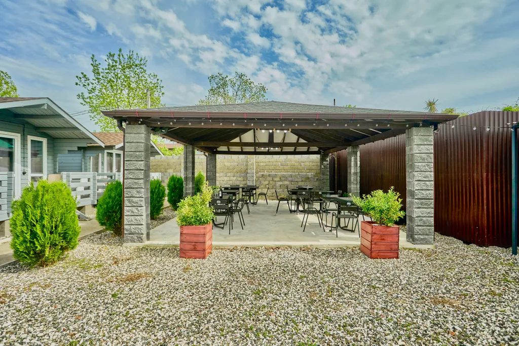 Коттедж 1-комнатный Дом — Сухум