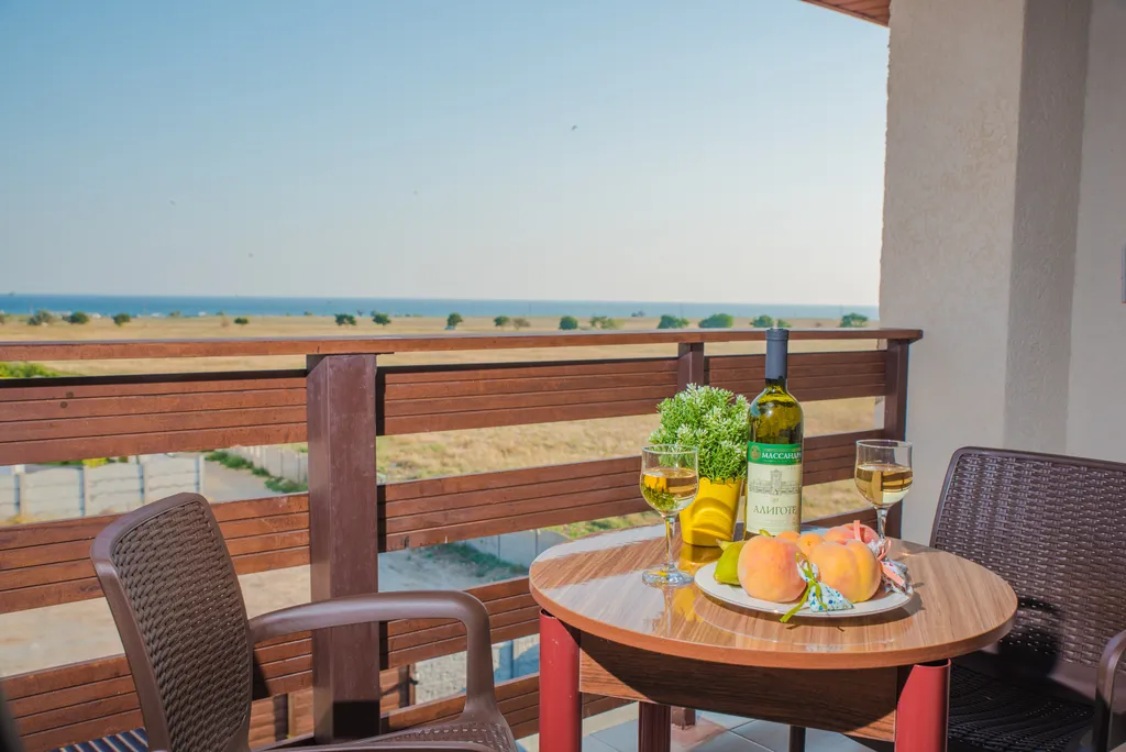 Апартаменты люкс двухкомнатные с видом на море ‌(2, 3 этаж)