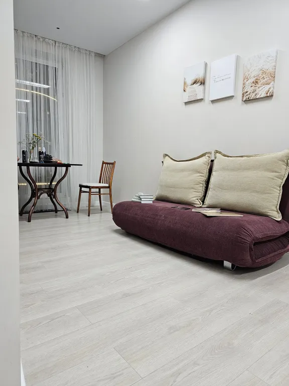 Уютная однушка на берегу канала