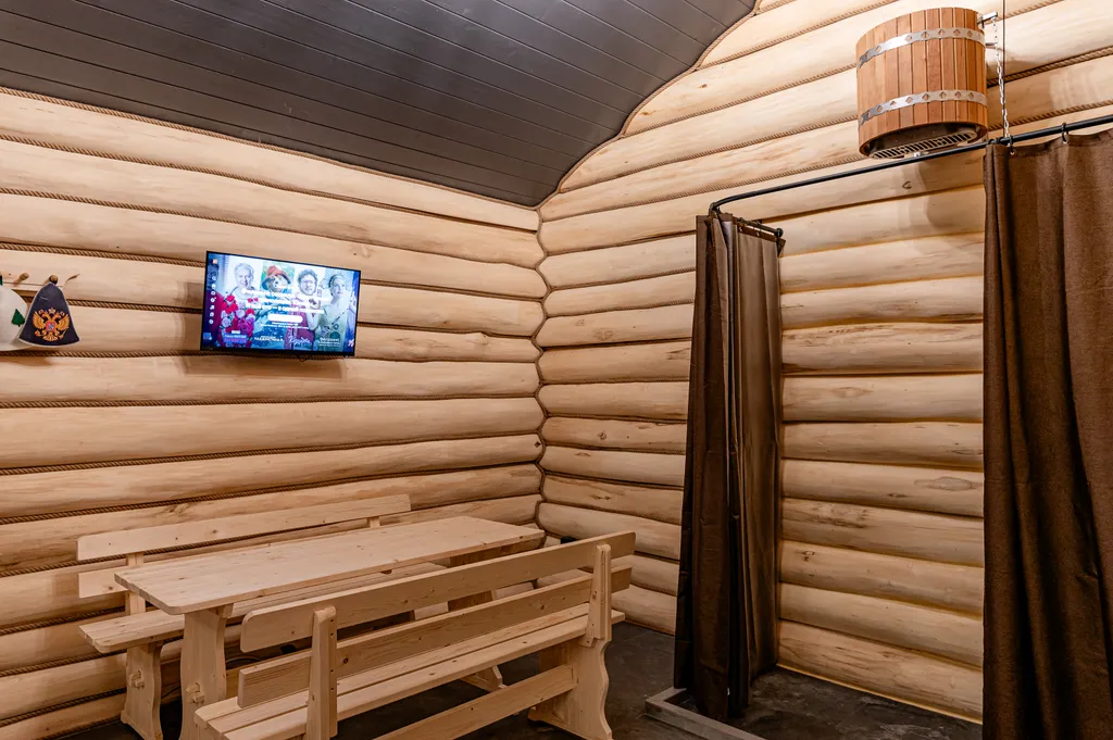 Баня и басейн в Ликино