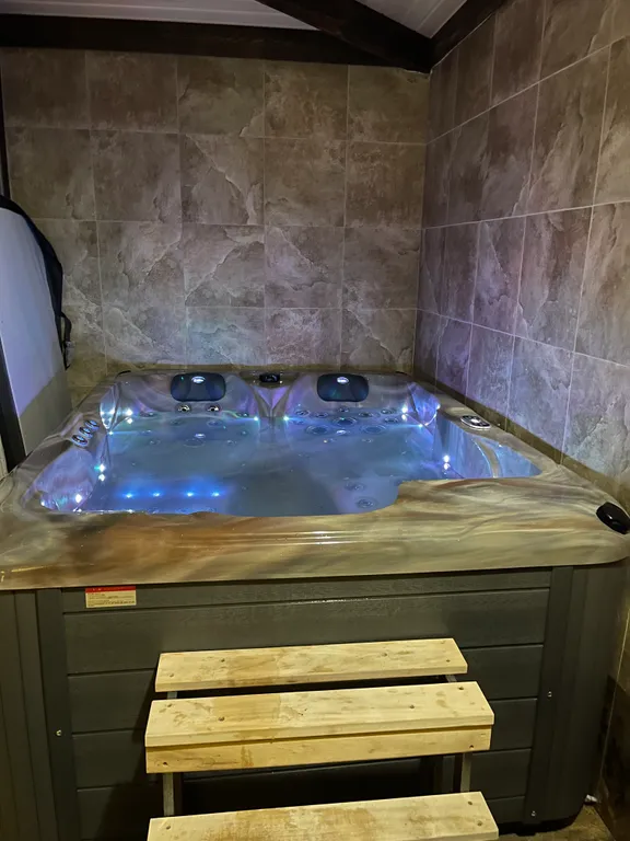 Дом с  бассейном, финской сауной, джакузи и шикарным видом на море