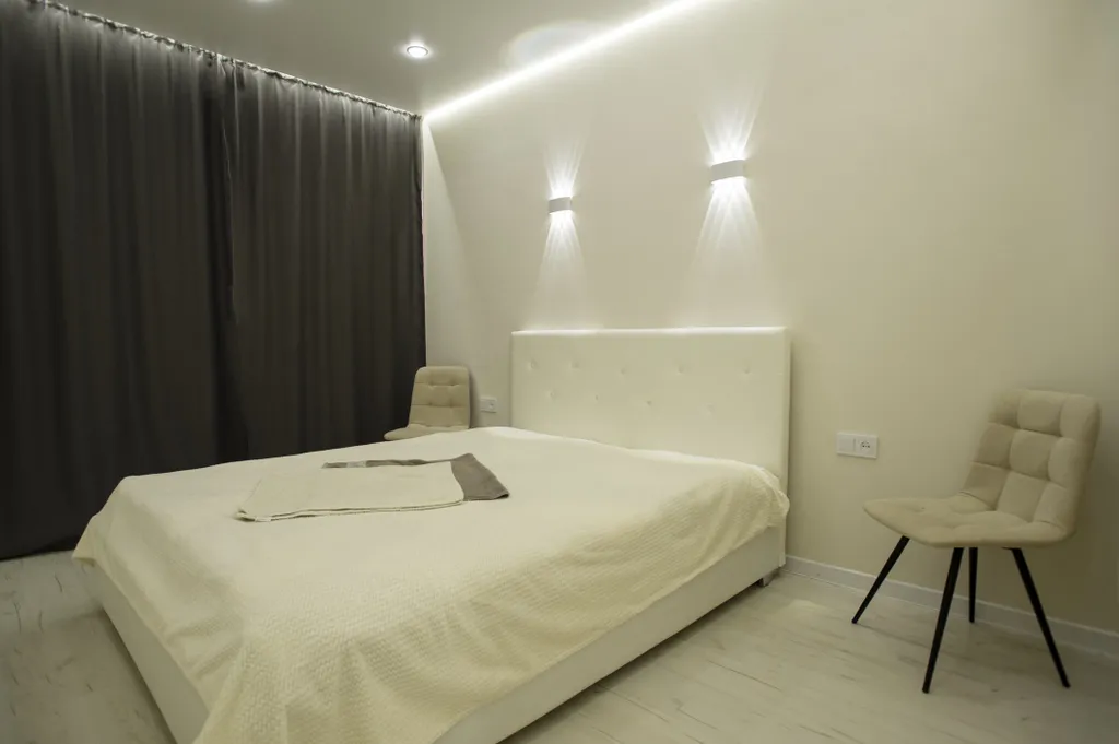 1-комнатная евродвушка огромная, 2 кровати, раскладной диван