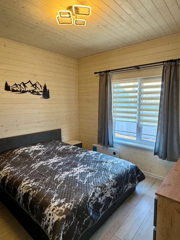 Коттедж у озера