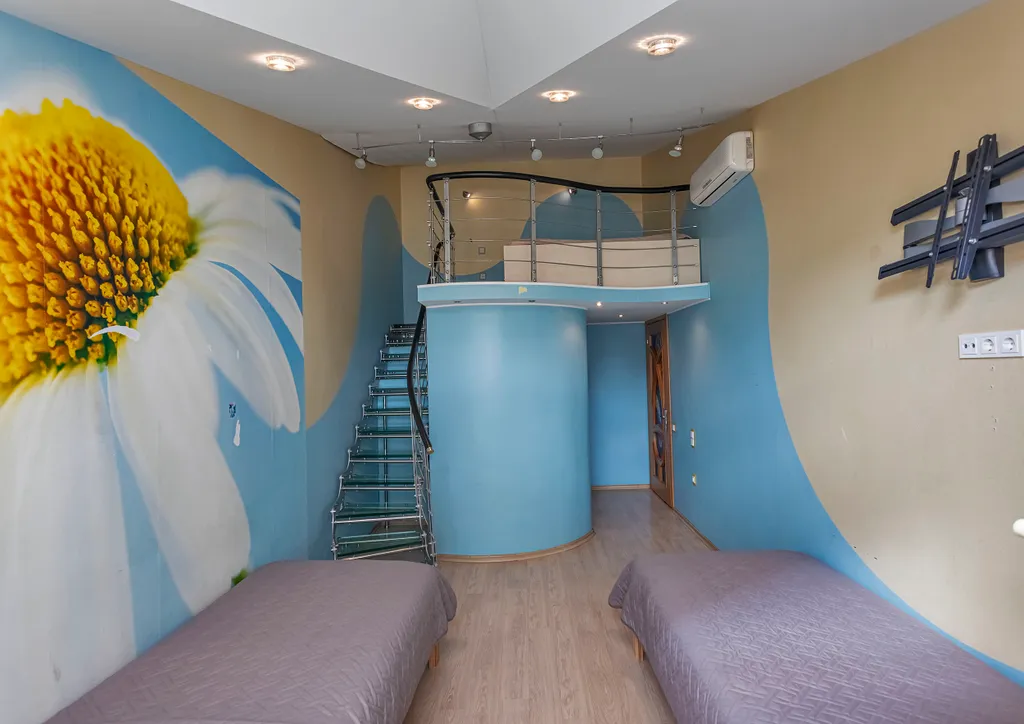 Шикарная 3-комнатная квартира с видом на море