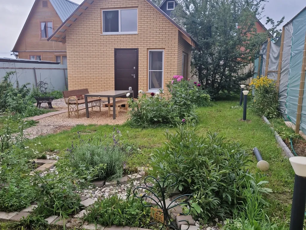 Уютный кирпичный домик с баней и банным чаном