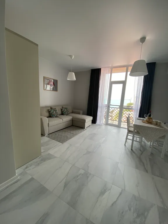 Апартаменты на набережной с видом на море