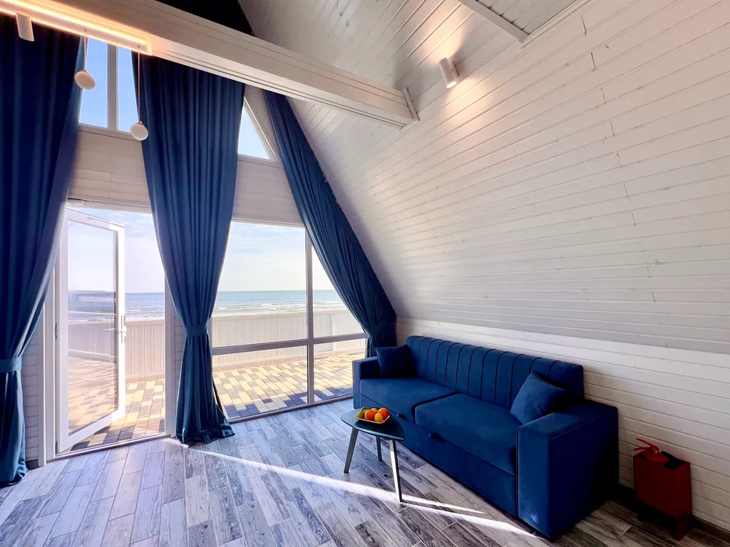 Шестиместный коттедж у моря