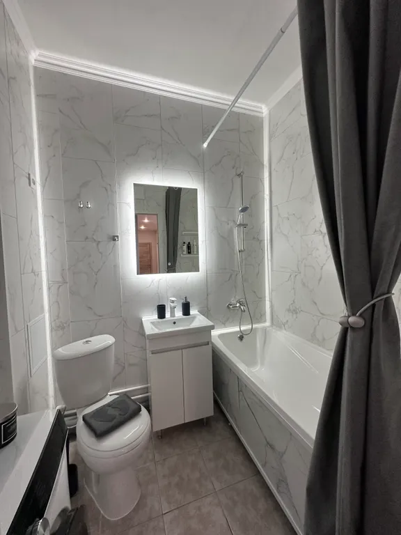 Квартира Однокомнатные Апартаменты с видом на лес — Кириши