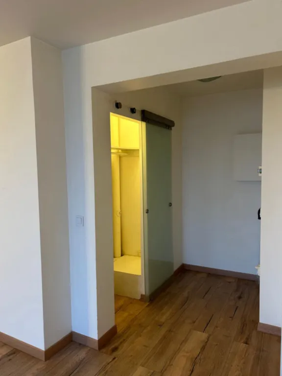 Хорошая квартира 75012 в безопасном районе