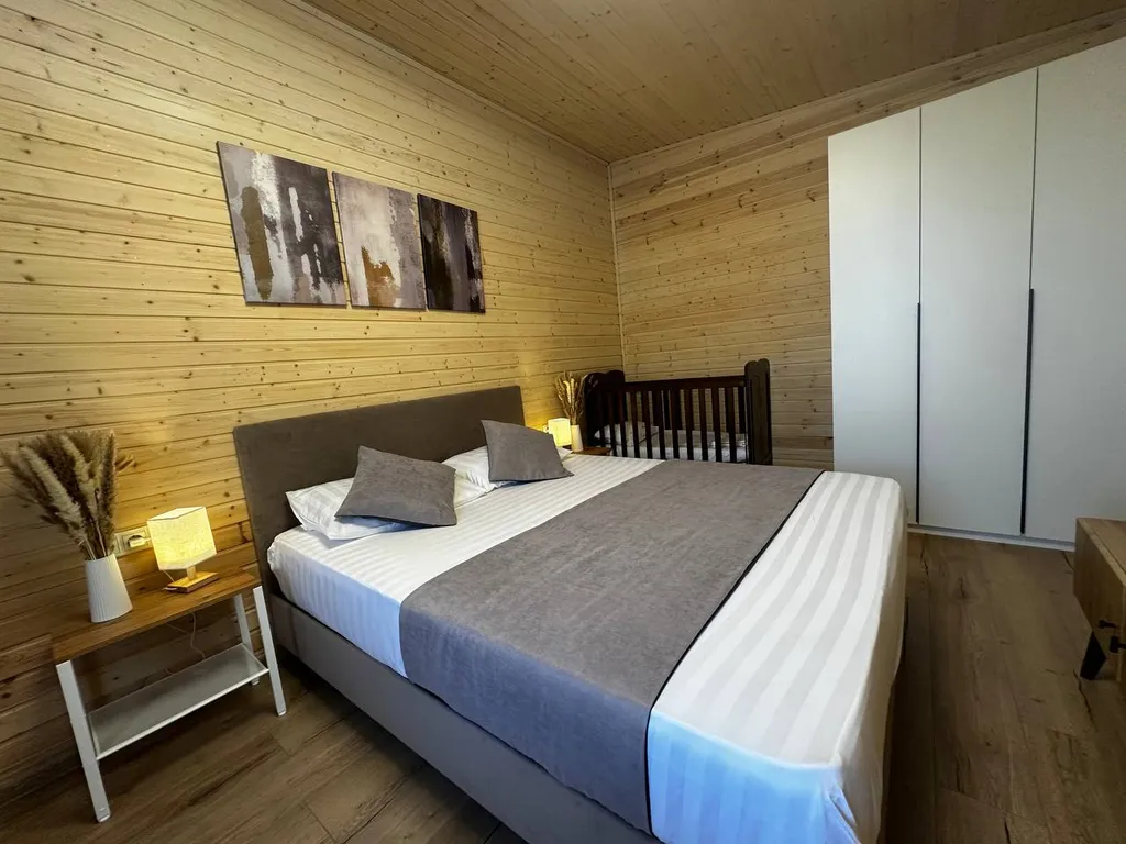 Дом 453 с тремя спальнями, русской баней и банным чаном