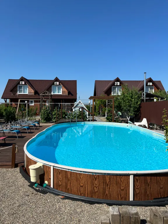 Коттедж Уютный гостевой дом для отдыха на берегу Азовского моря — аренда посуточно в Должанская