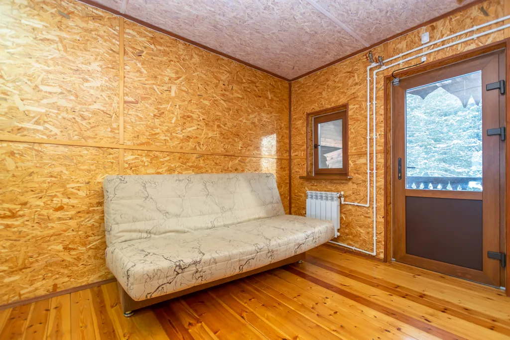 Дом вблизи соснового бора