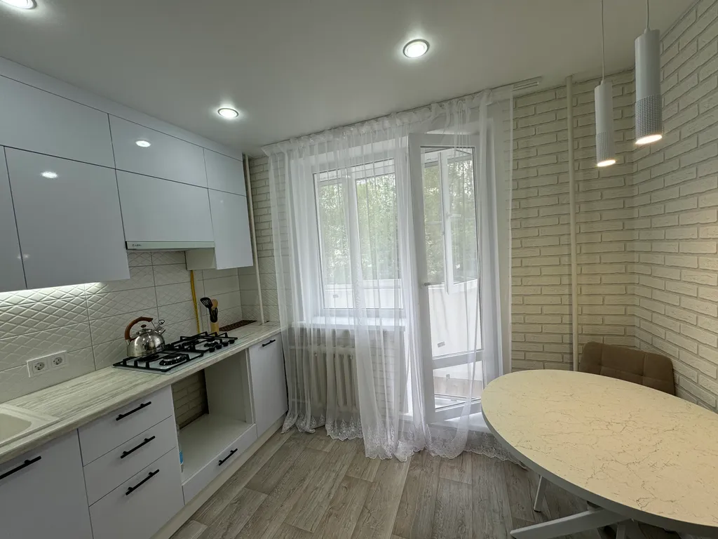 Уютная современная квартира