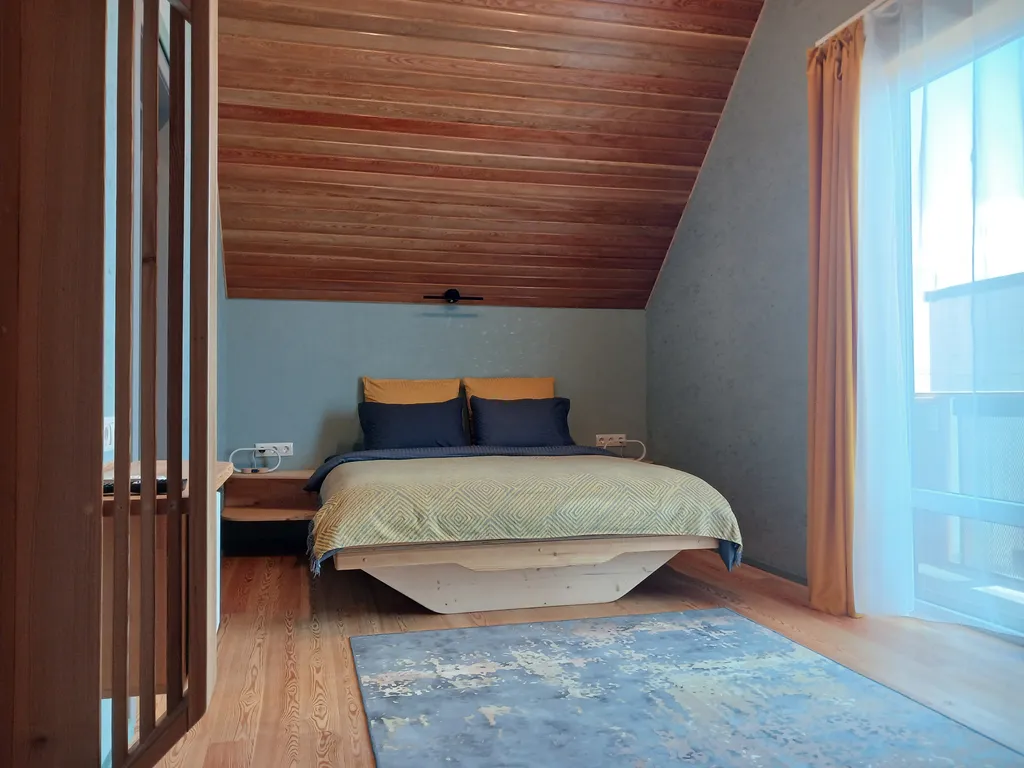 Дом с бассейном