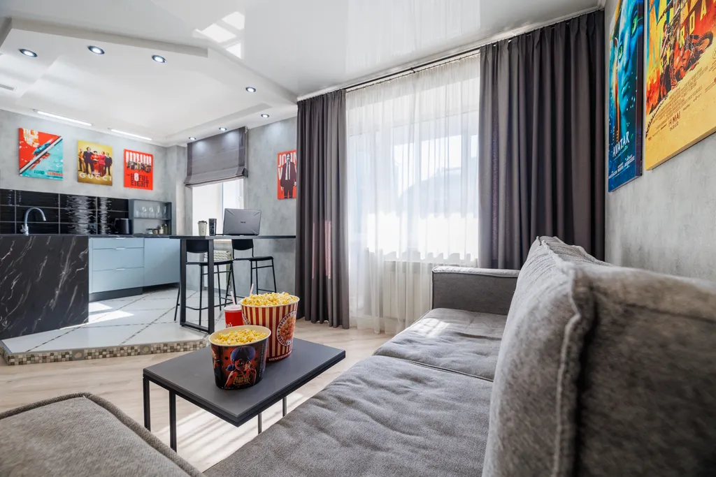 Киностудия - свежая студия с 65" Smart-TV