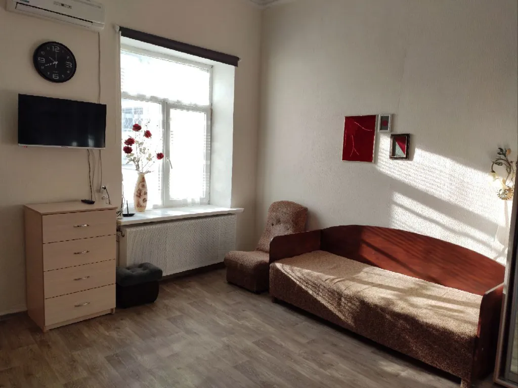 Квартира 2-комнатная Квартира — Евпатория