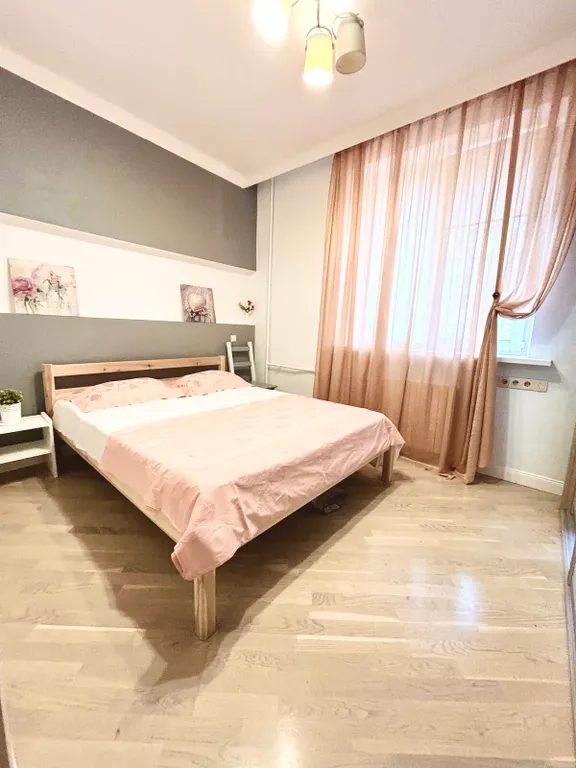 Квартира в центре рядом метро площадь Победы