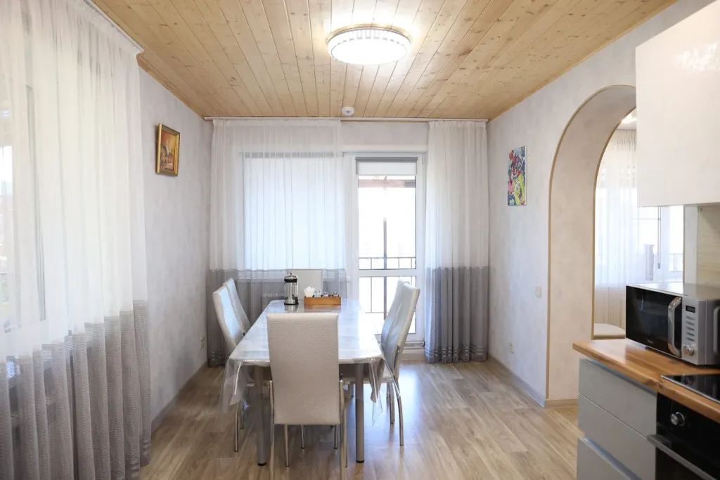 Дом с видом на Волгу