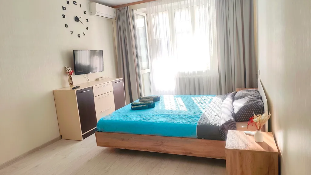 Уютная, светлая квартира возле ТЦ Меганом — аренда посуточно в Симферополь