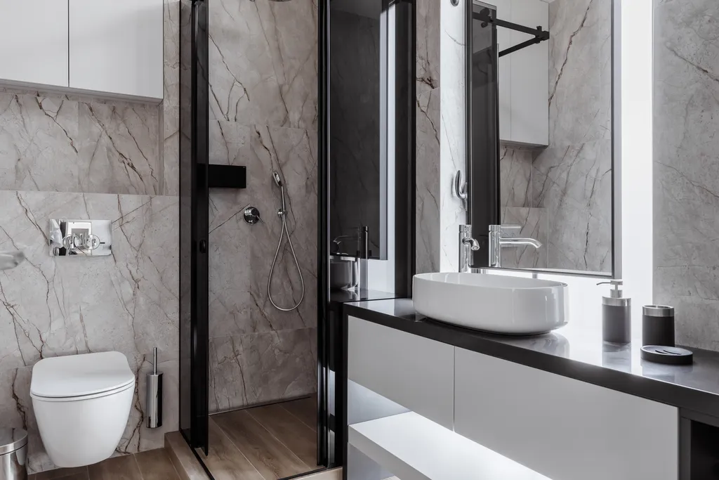 Дизайнерский трёхэтажный дом недалёко от моря