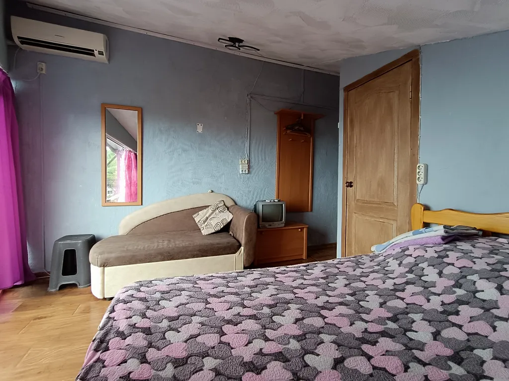 Студия с видом на море