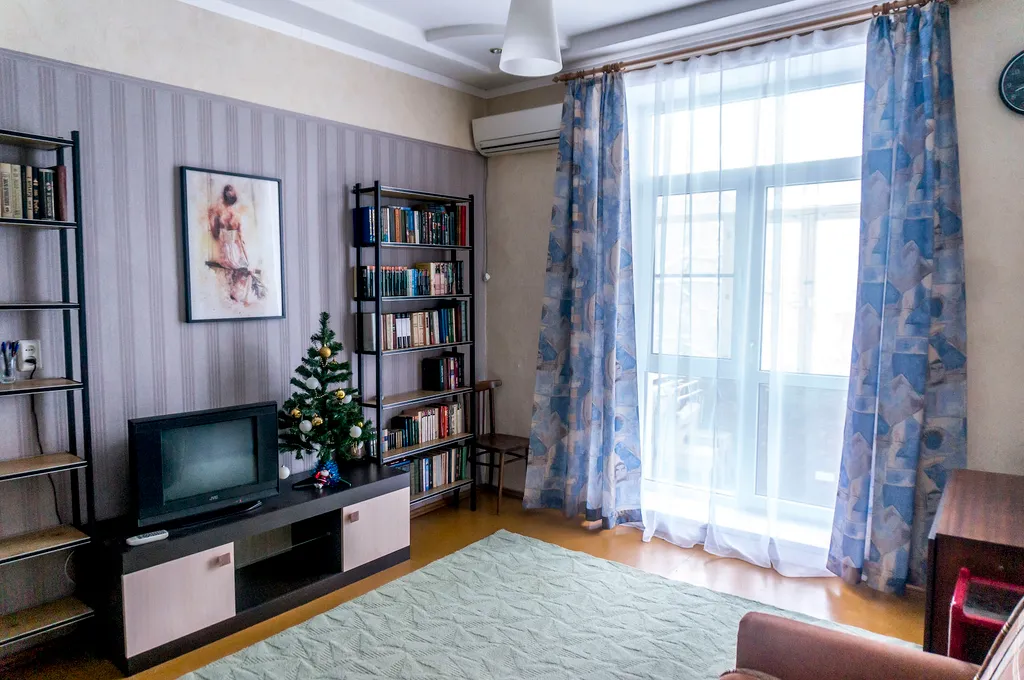 Просторная светлая квартира недалеко от центра