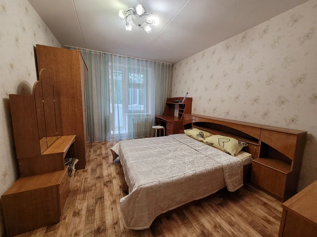 Квартира 2-комнатная квартира у метро — Казань