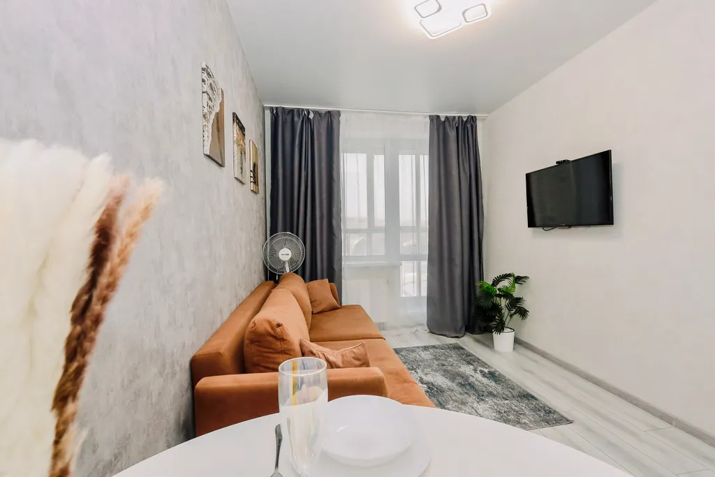 Oчаpовательная квaртиpа c бaлкoнoм