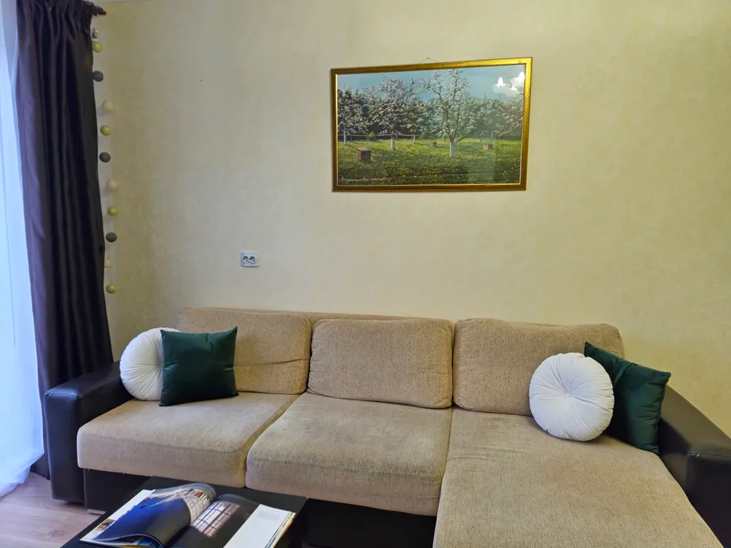 Апартаменты с балконом рядом с Комаровским рынком