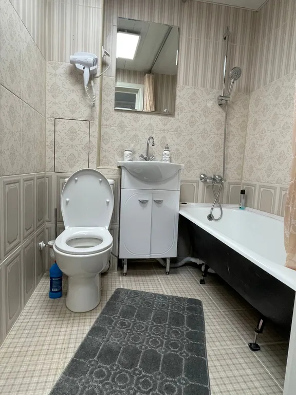 Квартира в центре на набережной с видом на волгу