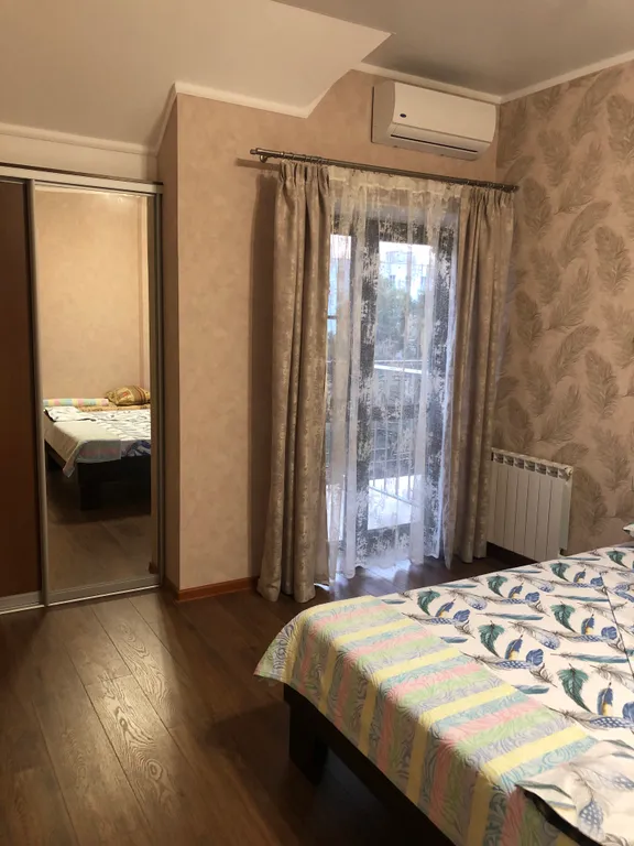 Квартира Квартира Комфортный двухкомнатный полулюкс с балконами — Геленджик