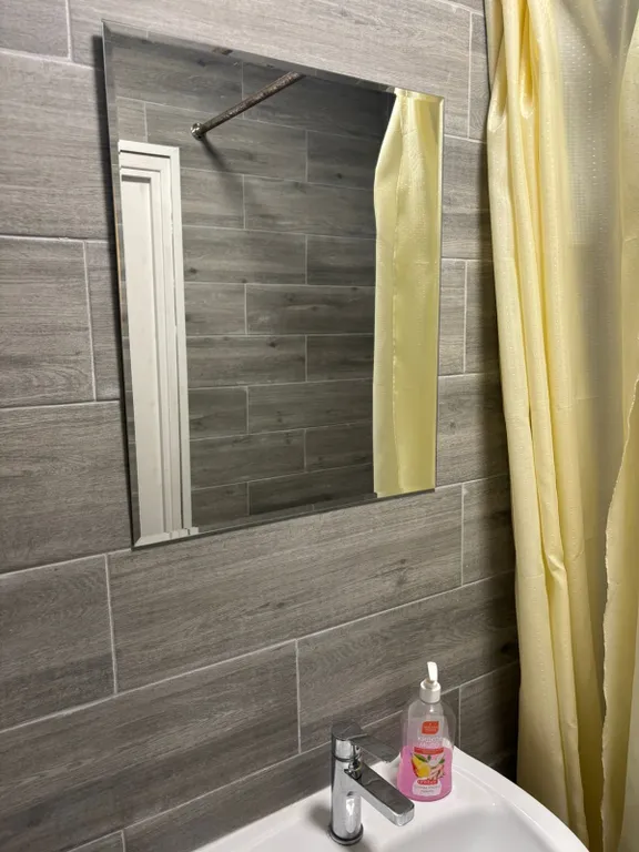 Удобная комната со всеми удобствами в центре города с евроремонтом