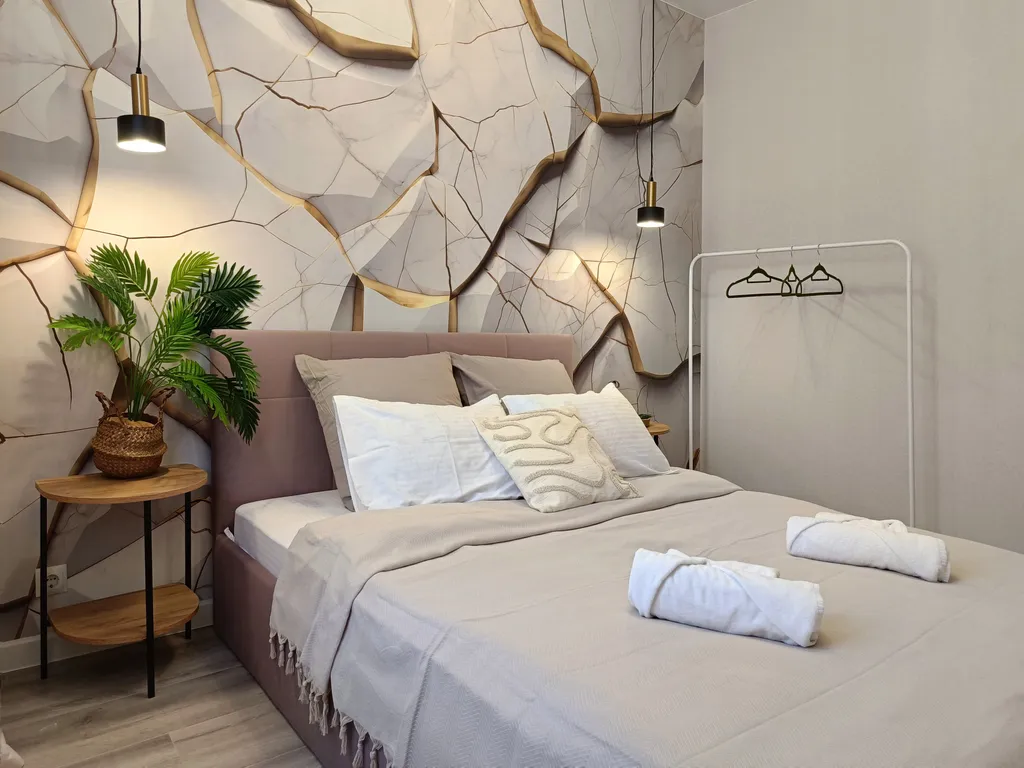 Светлая квартира рядом с ТЦ «Премьер» от Kravc Group