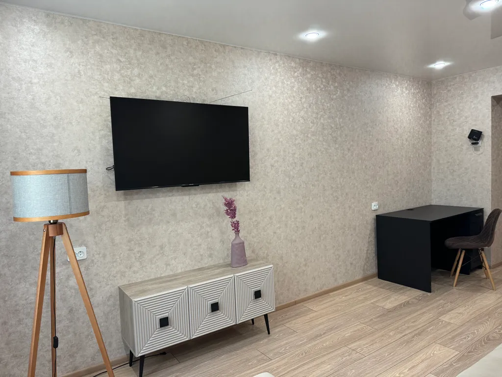 Просторная и светлая двухкомнатная квартира