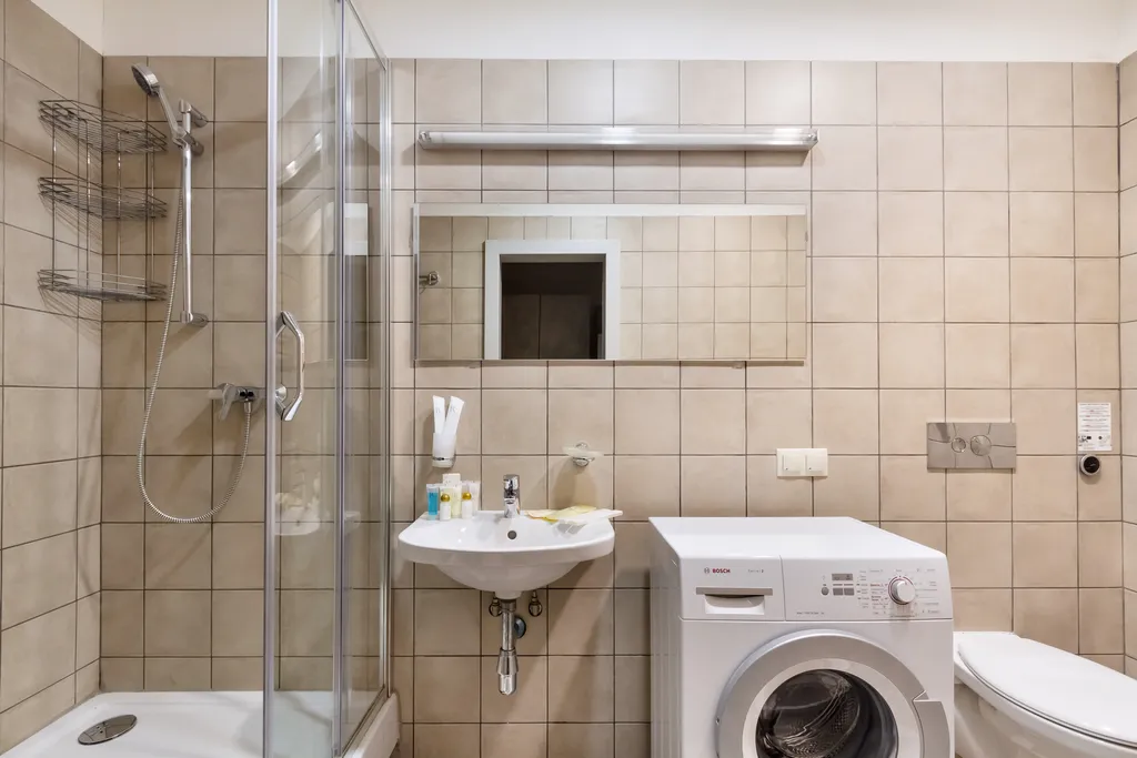 Просторный апартамент с кухней в центре города