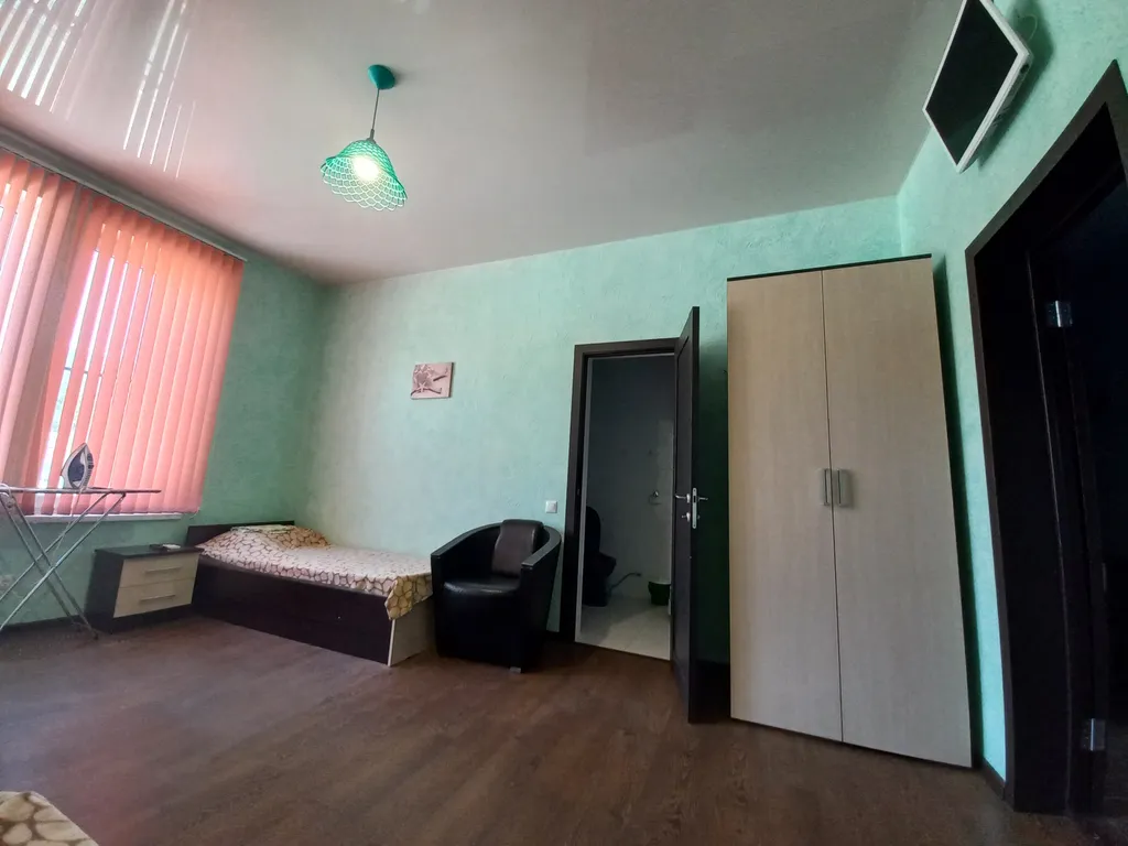 Коттедж Часть дома с отдельным входом с видом на горы — Геленджик