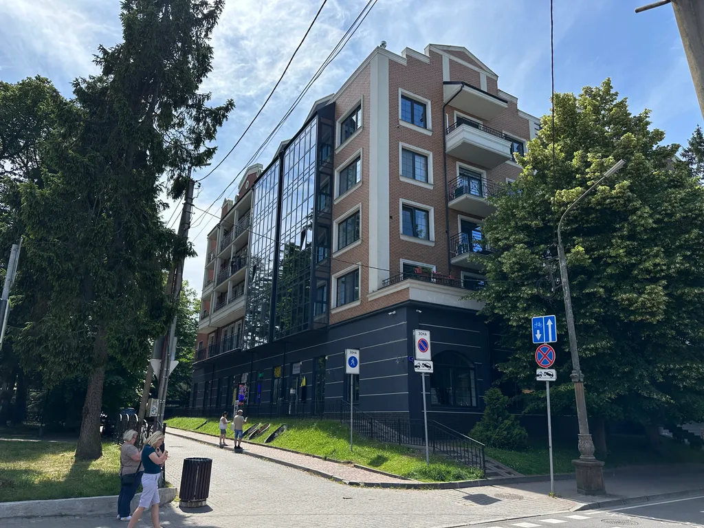 Штольц 2-ух комнатные апартаменты 75м